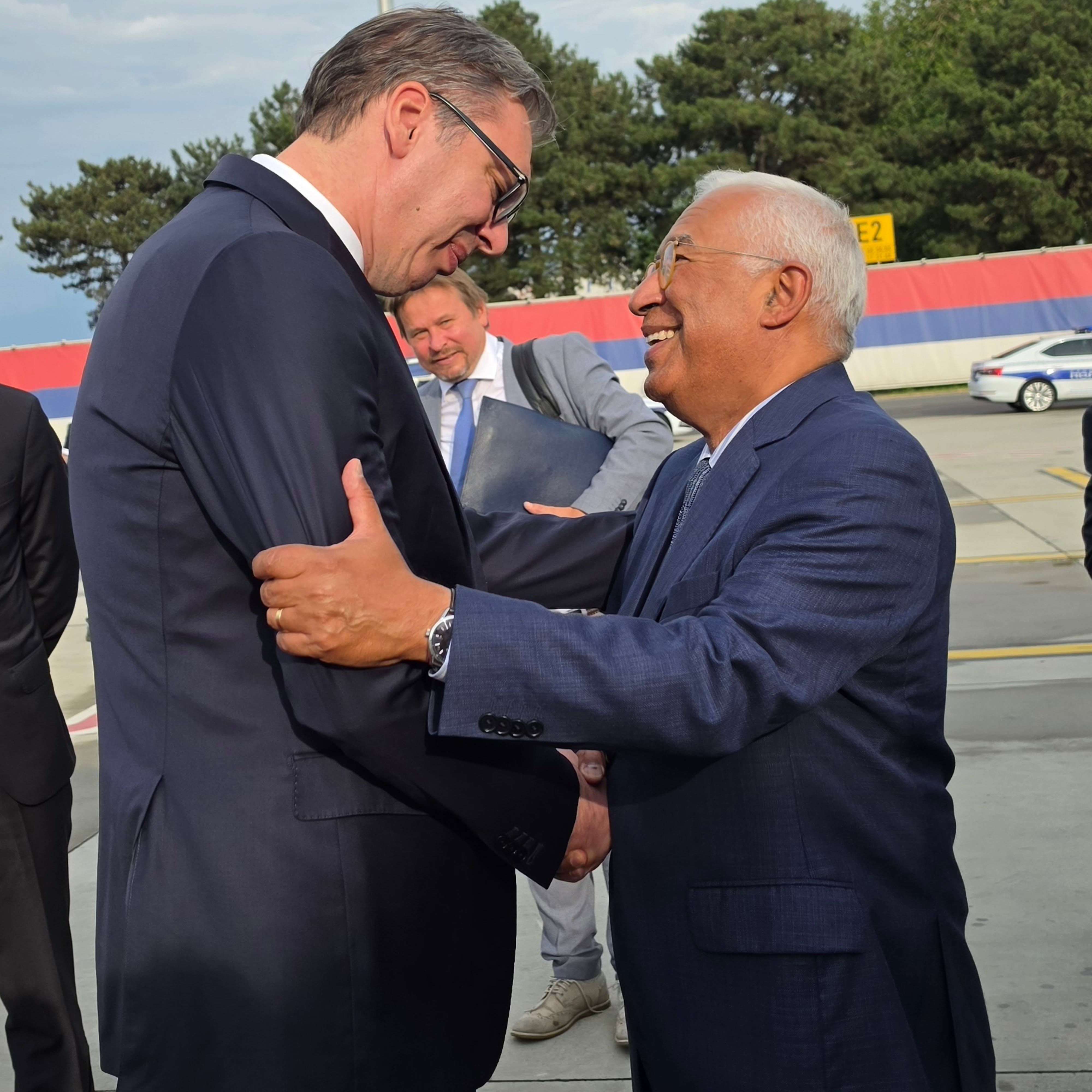 Vučić dočekao predsednika Evropskog saveta Antonija Koštu u Beogradu