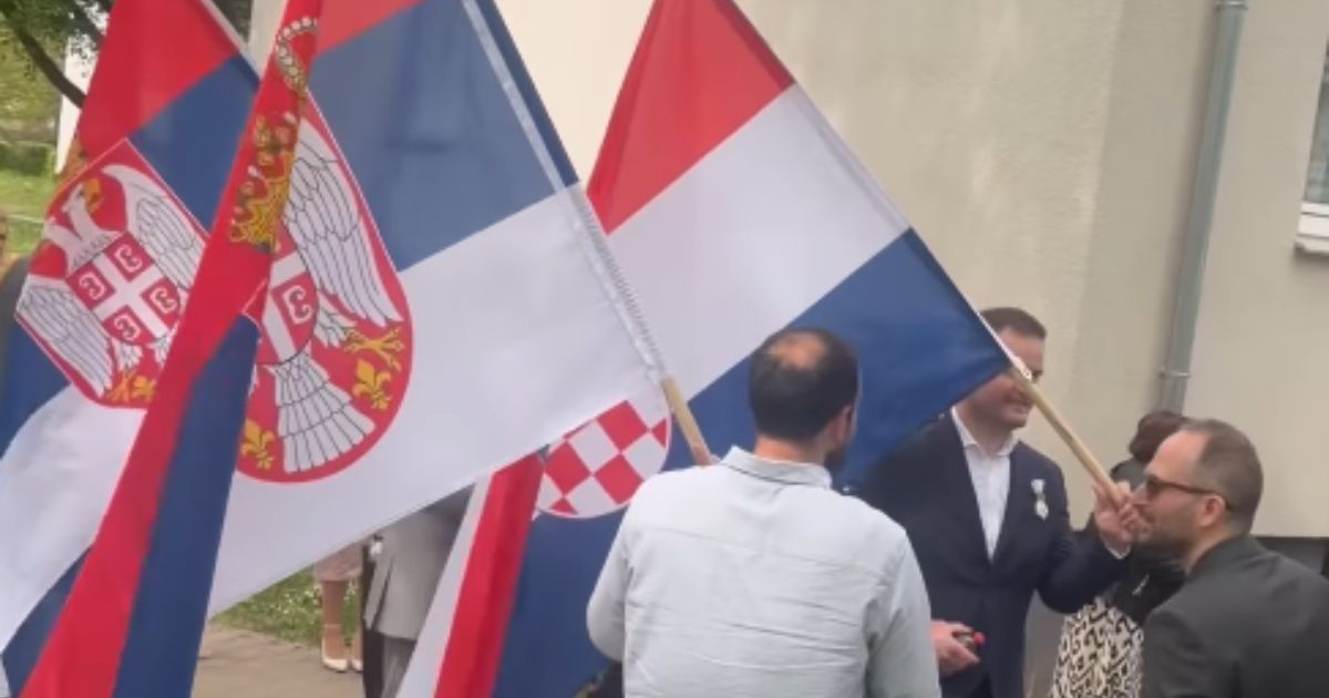 Svadba Hrvatice i Srbina hit na mrežama! Srpska i hrvatska zastava vijore u vazduhu: 