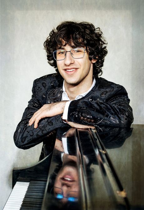 Maksim Lando
