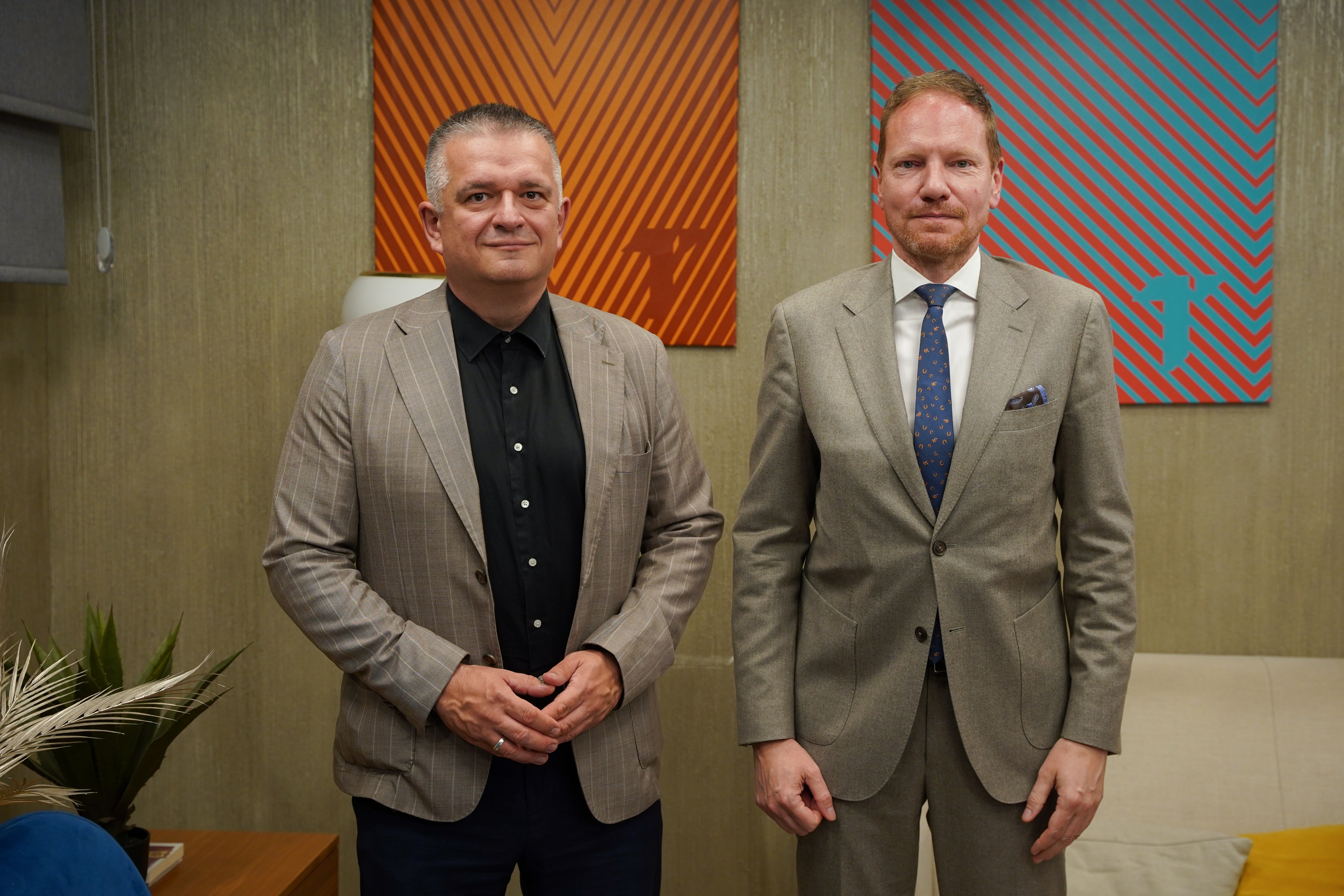 Borba protiv diskiminacije i jačanje ravnopravnosti: Poverenik Milan Antonijević posetio redakciju Telegraf.rs