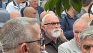 Dino Merlin stigao na Sjedinu sahranu, nije mogao da zadrži suze: Prišao Dinu, pa se slomio