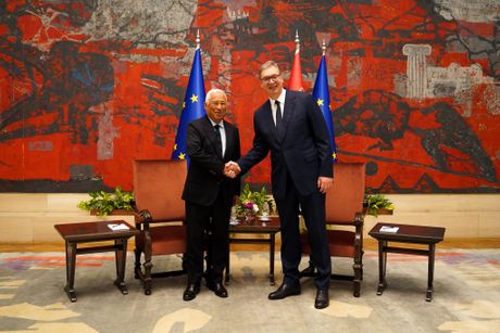 Aleksandar Vučić Antonio Košta