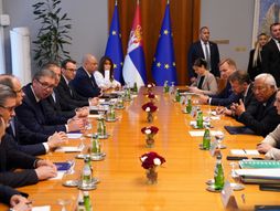 Aleksandar Vučić Antonio Košta