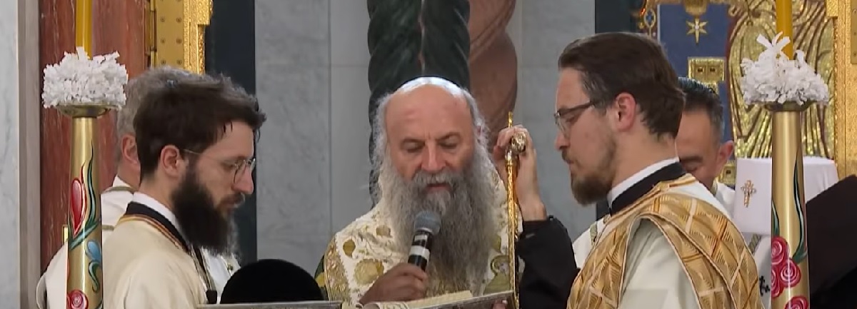 Svi se pitaju ZAŠTO je patrijarh skinuo kapu: Ovo su TRI GLAVNA RAZLOGA!