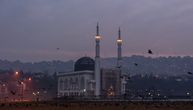 Ukrao patike iz džamije u Sarajevu, nije znao da je vlasnik poznat i brz: Ekspresna potera, SVE JE SNIMLJENO!