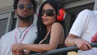 Vozi ga oko malog prsta: Kim Kardašijan totalno zaludela slavnog vozača Formule 1