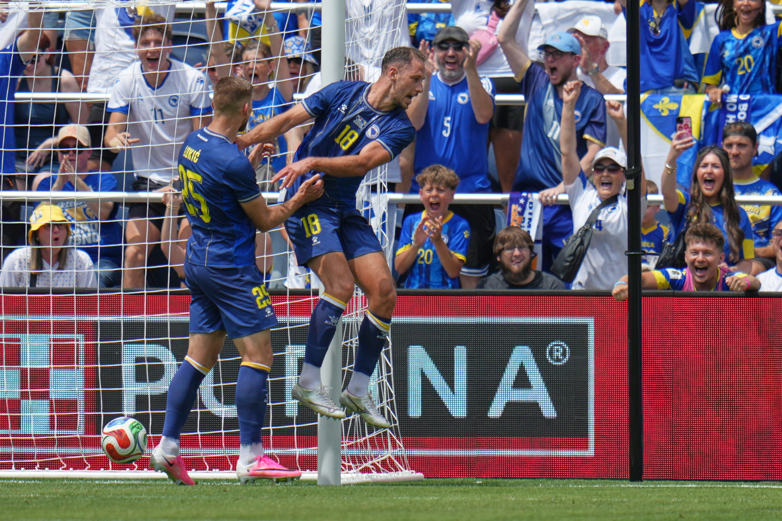 Ko je Jovo Lukić, Šapčanin koji je obradovao celu BiH: Nuđen Partizanu, hteo ga Dinamo, sin je legende...