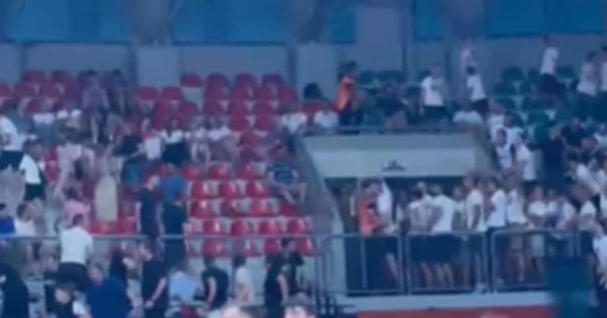 Skandal u Hrvatskoj: Sukobile se dve grupe navijača, nastao 