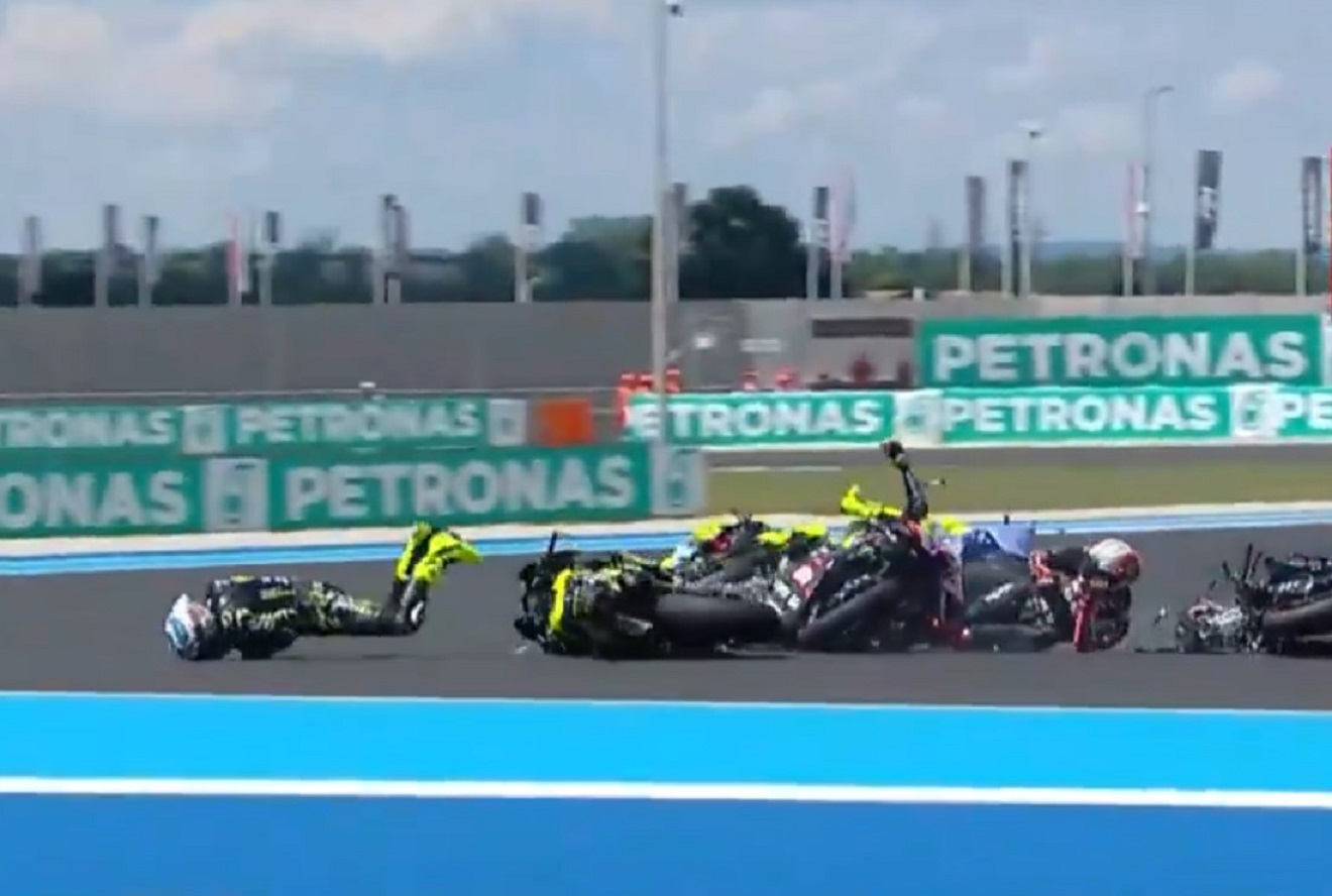 Strašan incident na trci MotoGP-a u Mađarskoj: Pet trkača "pokošeno" na startu, Markes ispisao istoriju