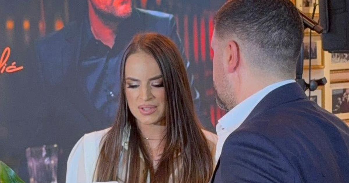 Ovo je žena Nebojše Vojvodića sa kojom ima troje d