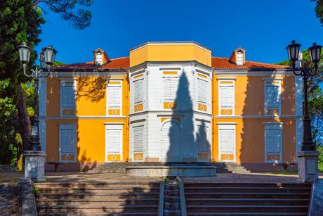 Dvorac Kruševac, Podgorica