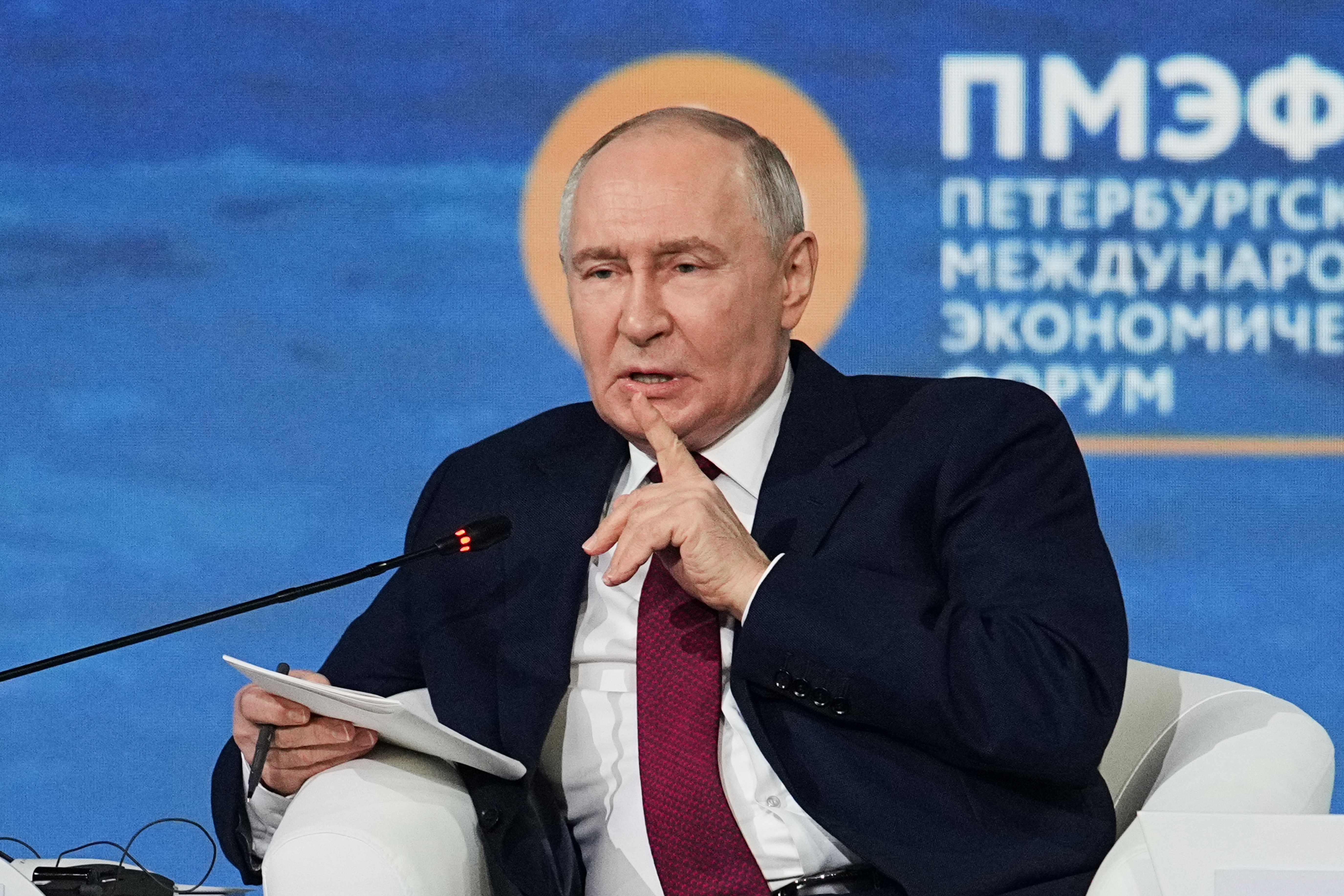 PUTIN POVUKAO NOVI POTEZ: Odluka koja bi mogla da uzdrma svetsko tržište nafte do kraja 2027.