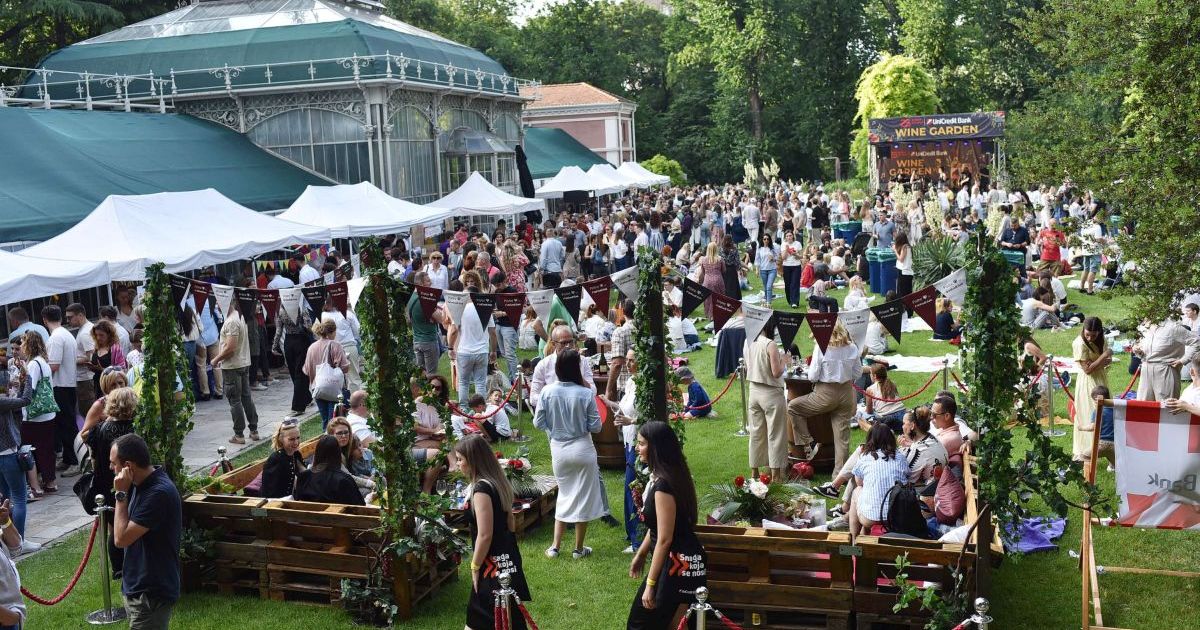 Wine Garden Summer Nights 2026: Волшебные ночи 22 и 23 августа в Ботаническом саду