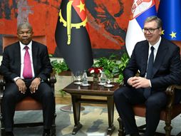 Aleksandar Vučić i Žoao Manuel Gonsalveš Lorens