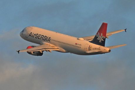 Air Serbia Airbus A320 avion