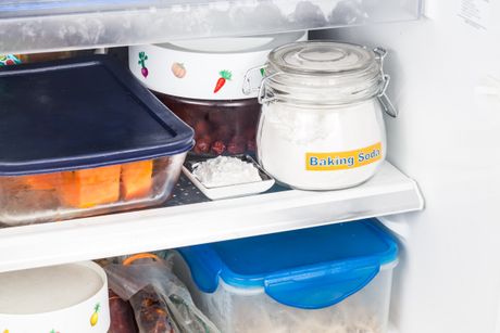 soda bikarbona, frižider, zamrzivač