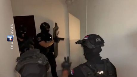 Hapšenje, Policija, Štamparija