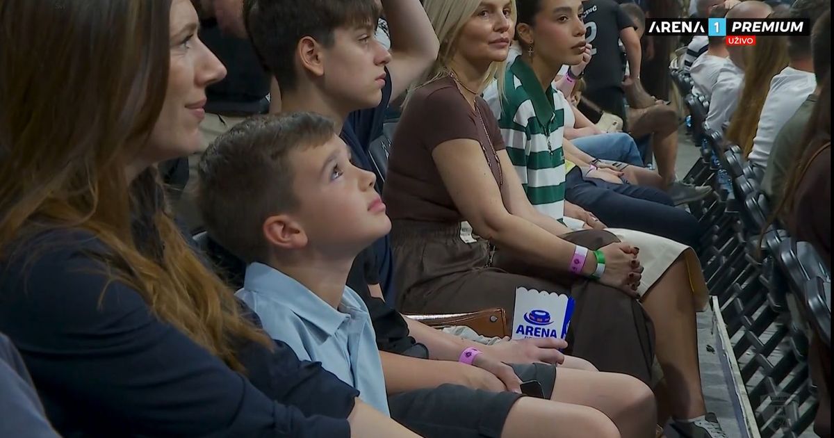Grobari skandirali Edinu Avdiću, u Areni se pojavi