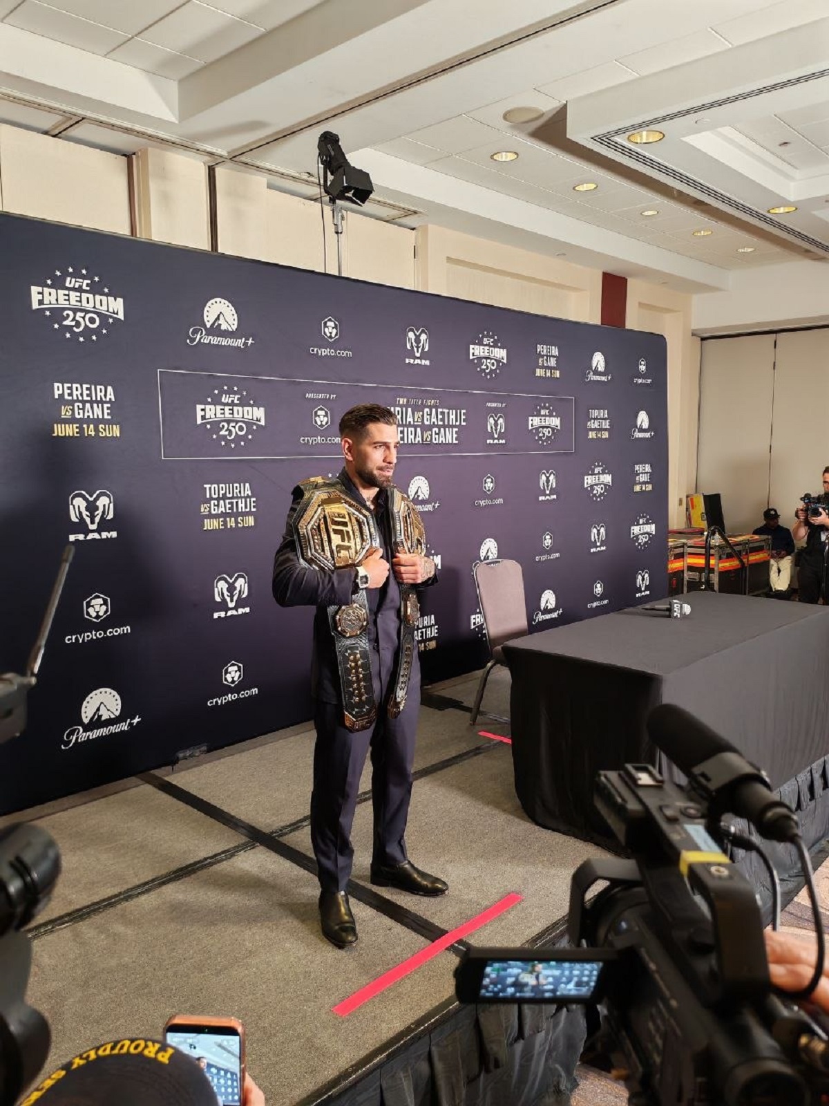 Ilija Topurija nikad direktniji pred UFC u Beloj kući: "On je idiot, uspavaću ga u prvih dva minuta..."