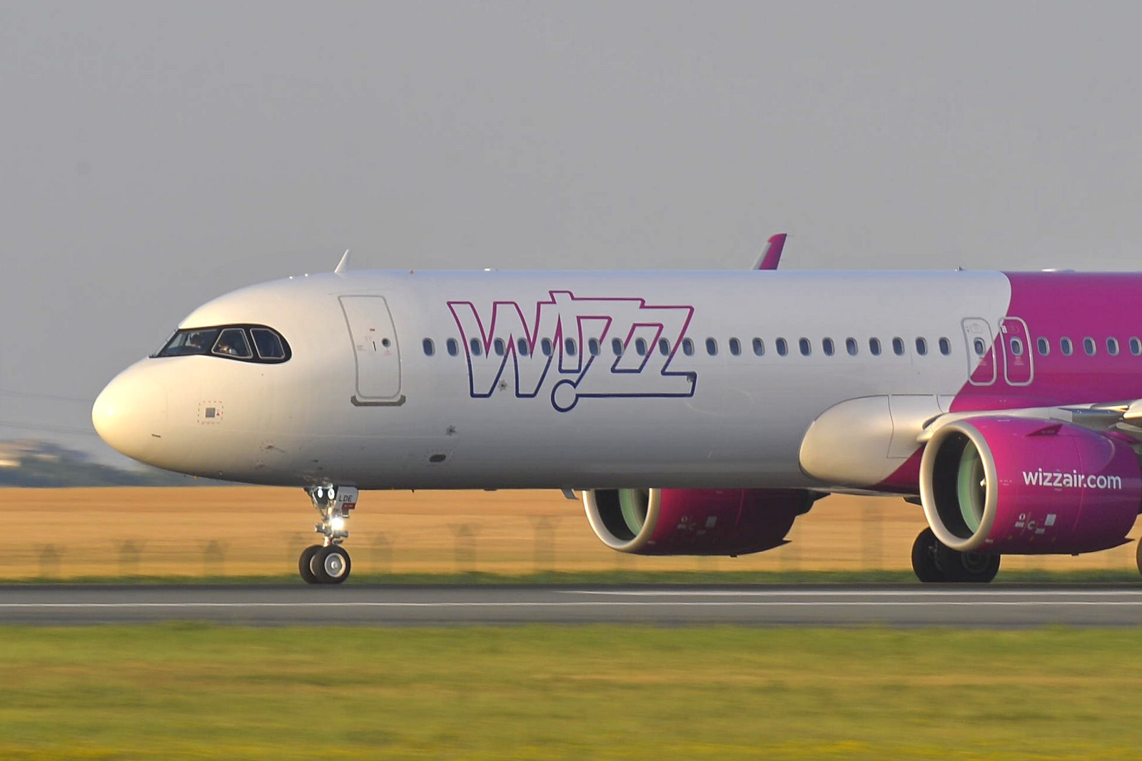 Rekordnih 70 miliona putnika za Wizz Air: Varadi upozorava da bi neke avio-kompanije mogle da nestanu