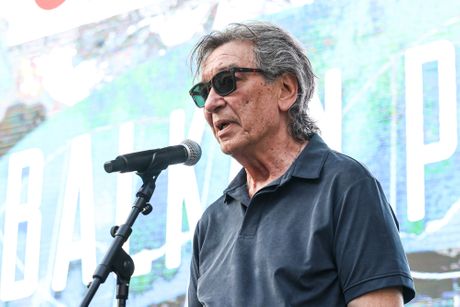 Dodelom nagrade „Živojin Žika Pavlović“ Lordanu Zafranoviću svečano otvoren 2. Balkanski festival filmske režije