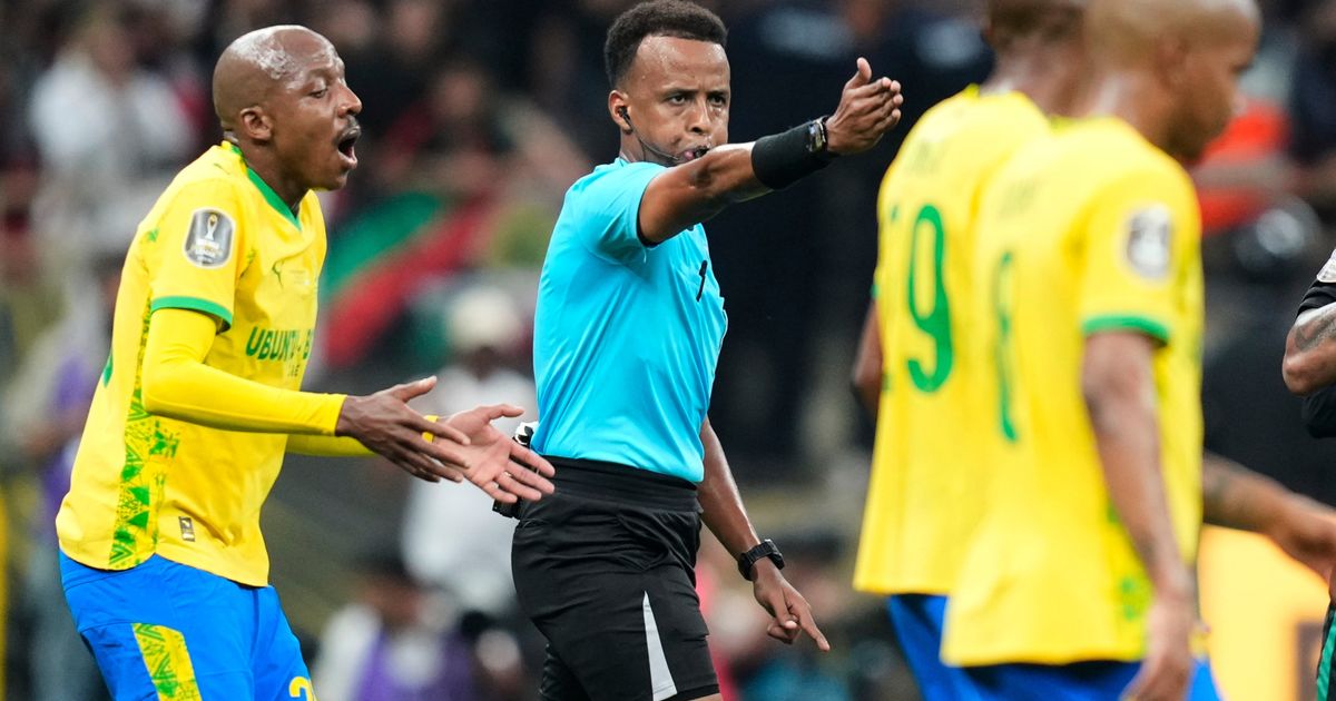 UEFA udarila kontru FIFA zbog sudije koga su Amerikanci prot