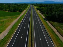 Adrani, Moravski koridor, Auto put Čačak - Kraljevo, Čačak, Preljina