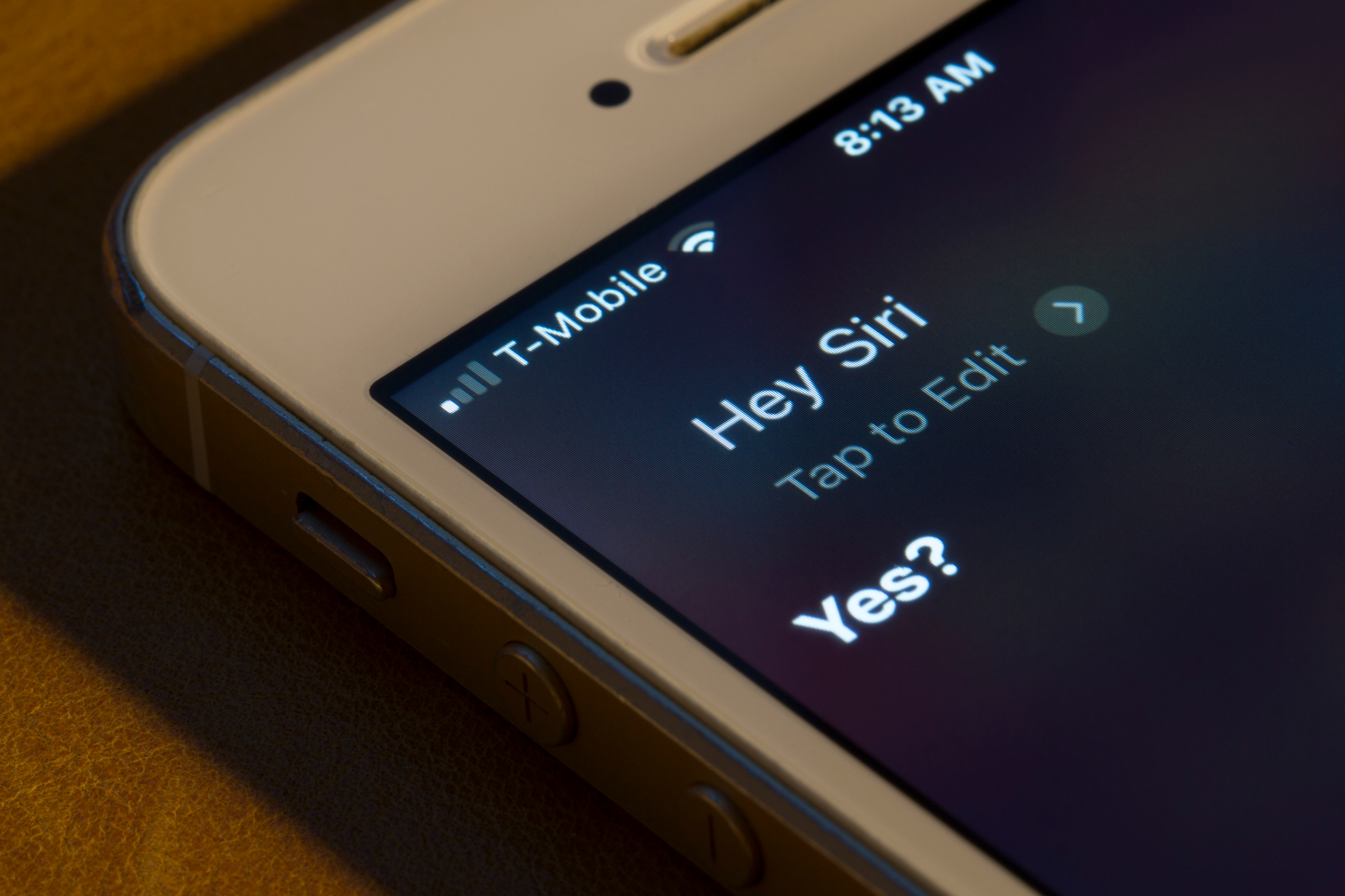 Apple zabranio ljubav sa robotima: Nova Siri AI vam nikada neće biti devojka