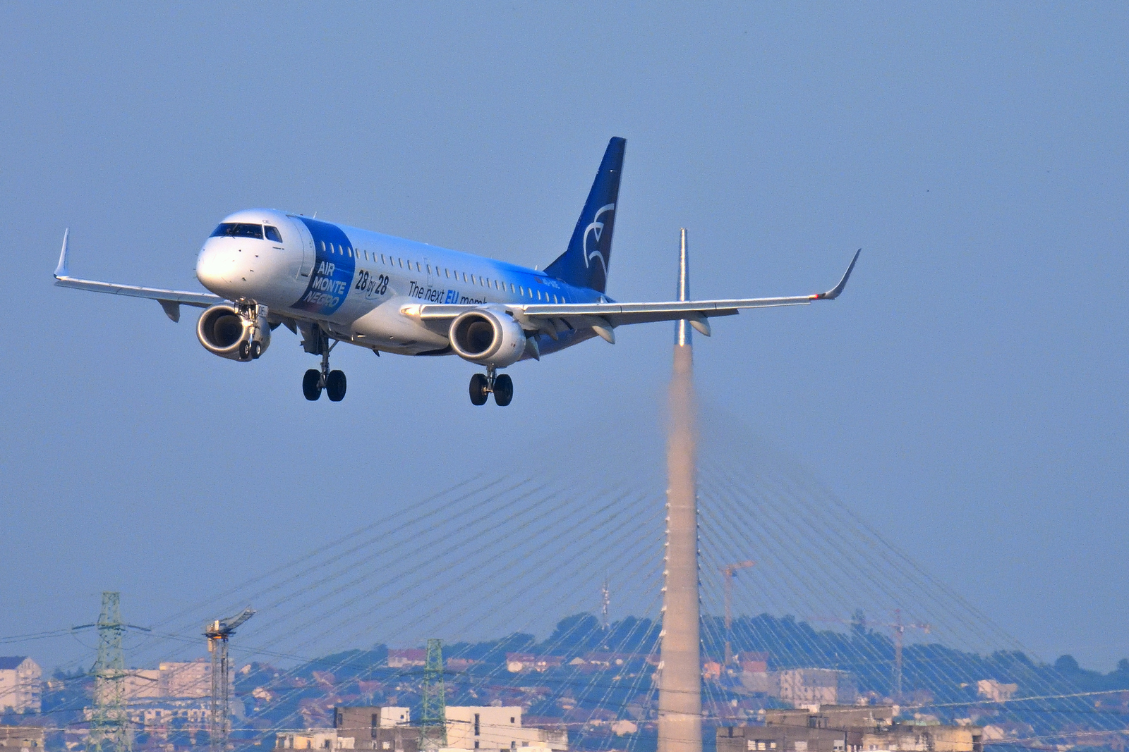 Prvo ih iznajme, pa ih kupe: Zašto avio-kompanije otkupljuju avione iz lizinga?