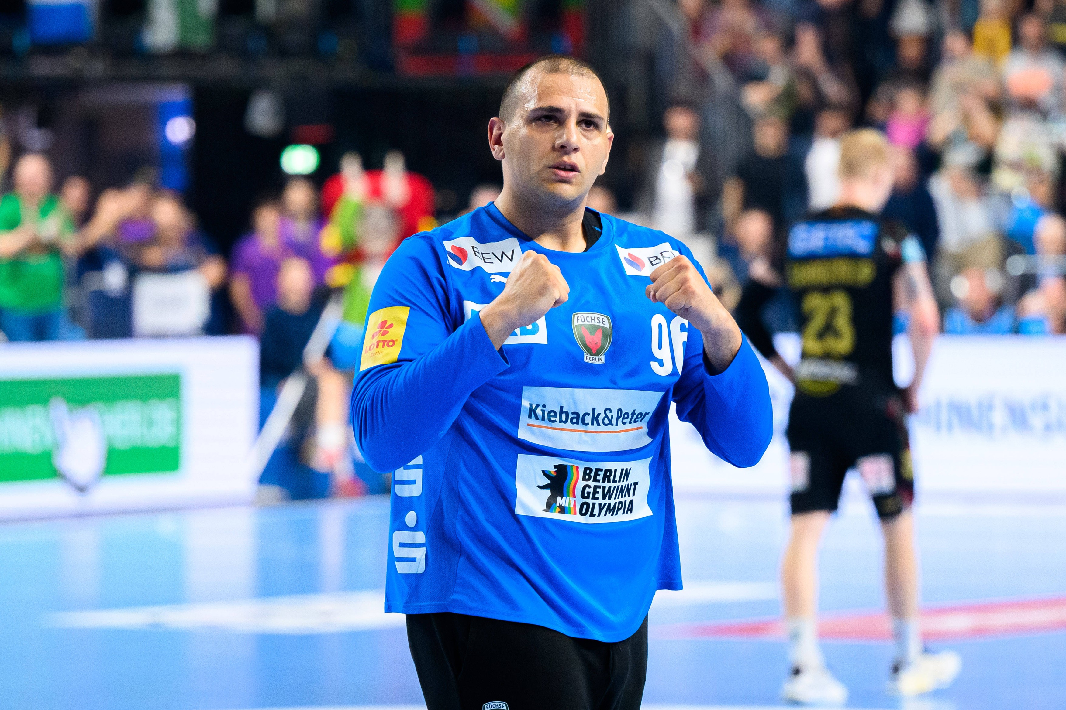 Čudesni srpski golman dao gol i odveo tim u finale LŠ protiv Barselone