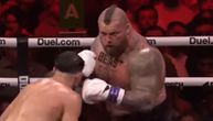 Lepota pobedila zver: Tomi Fjuri preživeo nalete Edija Hola od 148 kg i slavio na poene u epskom Misfits meču