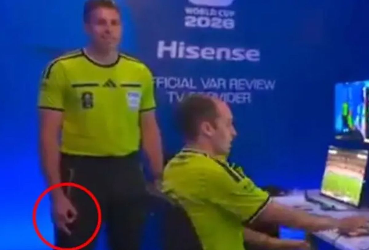 Kontroverzan potez sudije u VAR sobi o kom svi pričaju: Da li će ga FIFA kazniti?