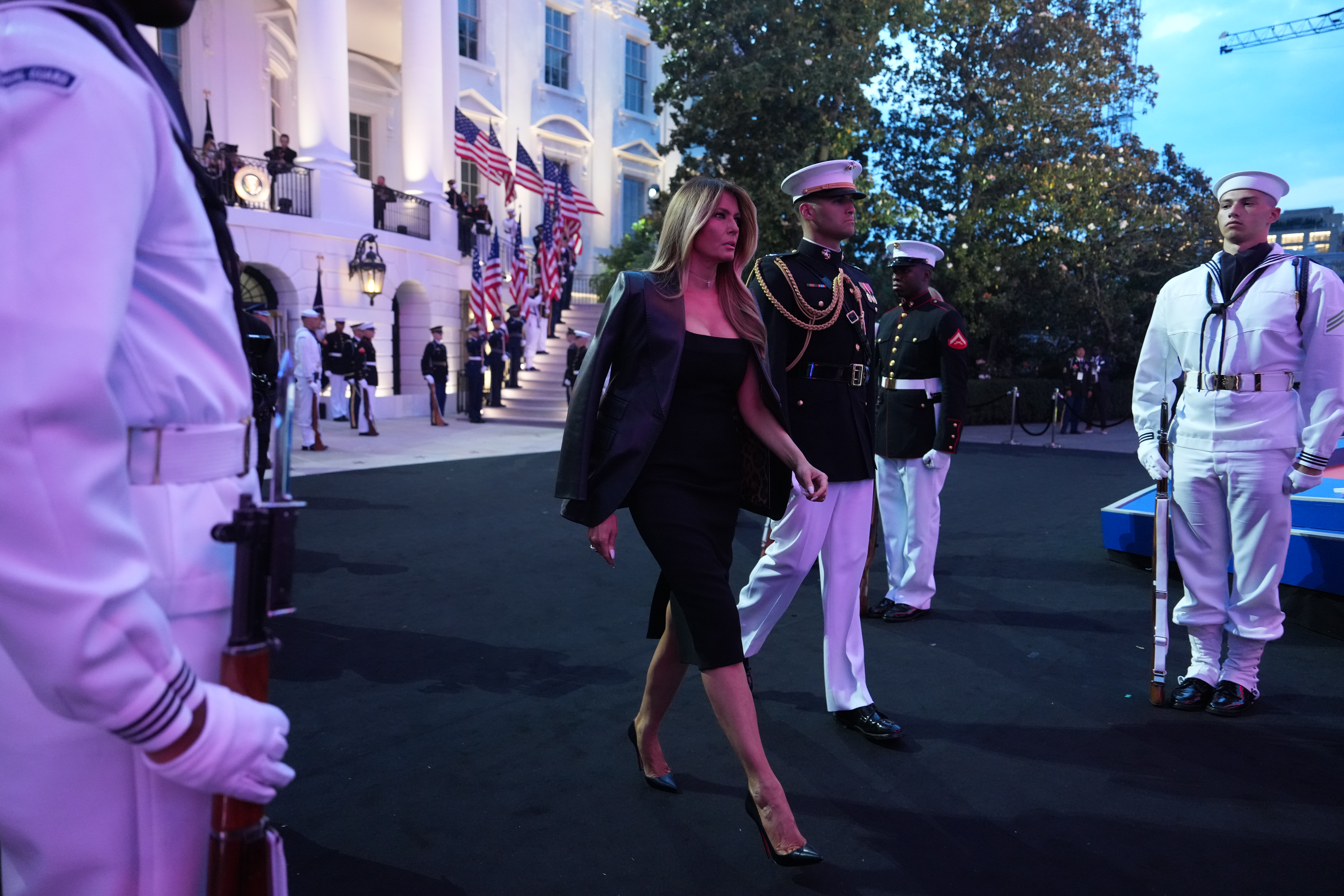 Melanija Tramp izdominirala stajlingom na UFC u Beloj kući: Svi su gledali u ženu predsednika Amerike
