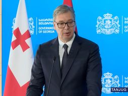 Aleksandar Vučić, Obraćanje