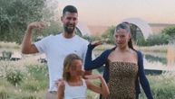 Bugarka Dara slučajno srela Novaka sa ćerkom, nastao hit snimak! Odigrali Bangaranga ples: "Kako je svet mali"