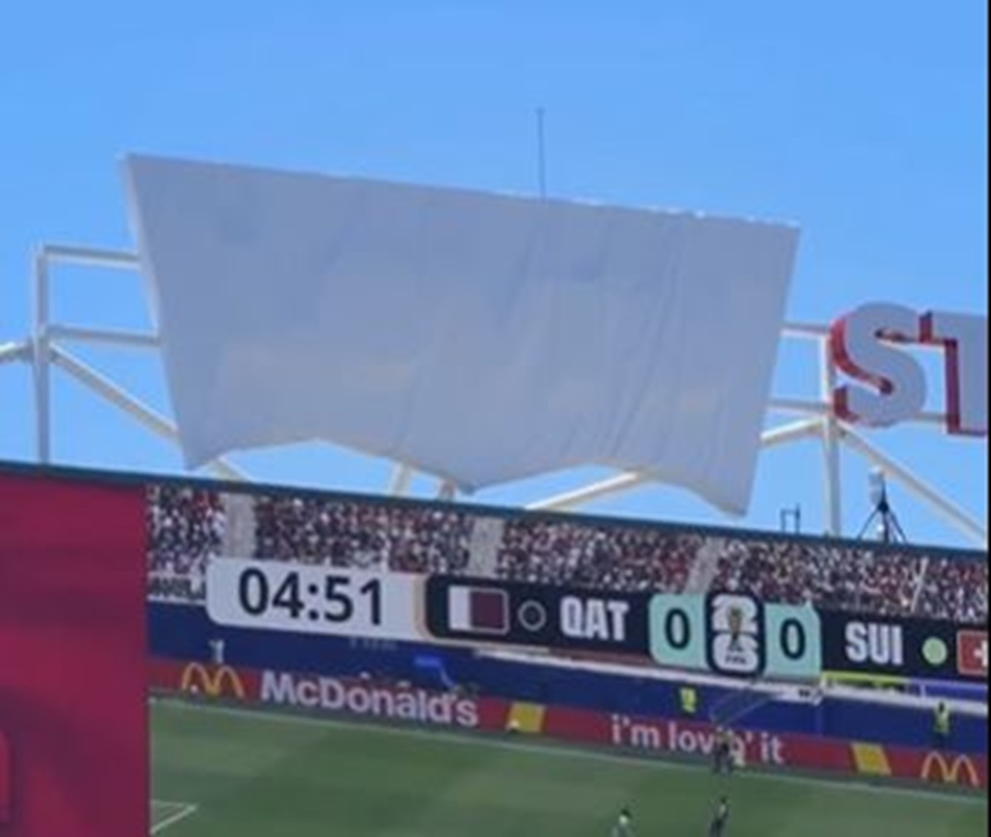FIFA “sakrila” brend, a dobila GENIJALNU reklamu! Levi’s preokrenuo zabranu u marketinški hit - pogledajte ovo