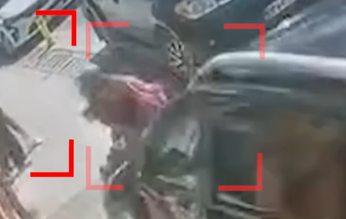 Devojčicu (12) pokosio na trotoaru ispred škole u Bistrici, nije joj bilo spasa! Zaspao je za volanom?