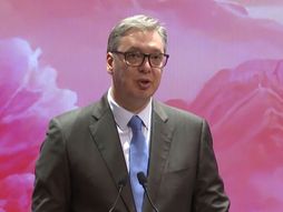 Vučić na otvaranju izložbe fotografija Sinhue, Aleksandar Vučić