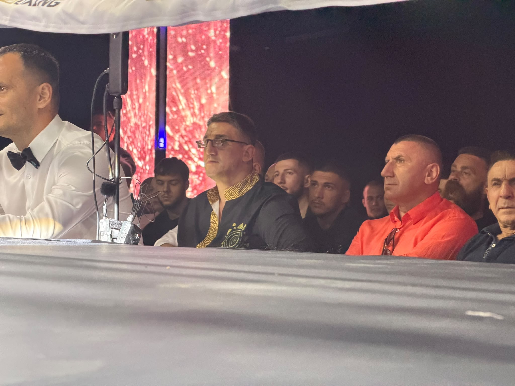 PAPARACO! Evo šta Kristijan Golubović radi nakon što ga je bivša prijavila policiji: Viđen kako besno udara...