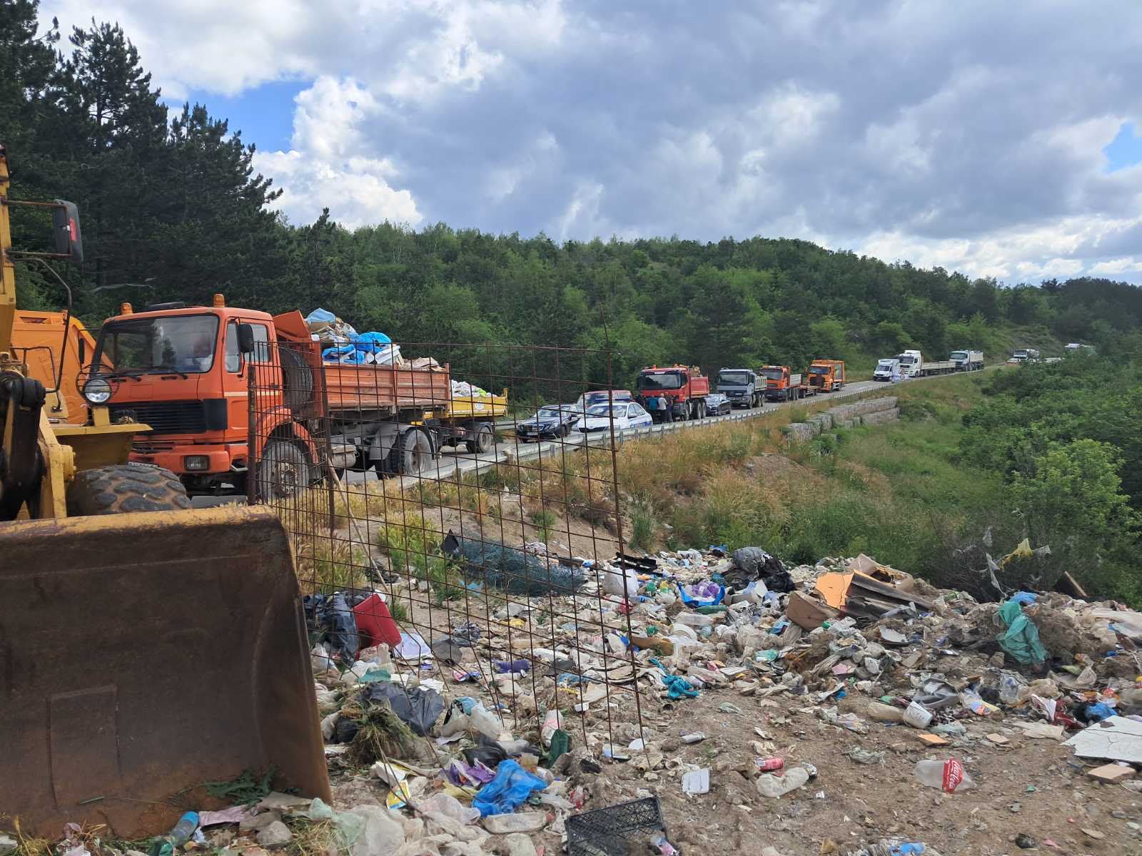 Smeće iz Sјenice privremeno se odvozi u Priјepolje, Priboј i Novu Varoš