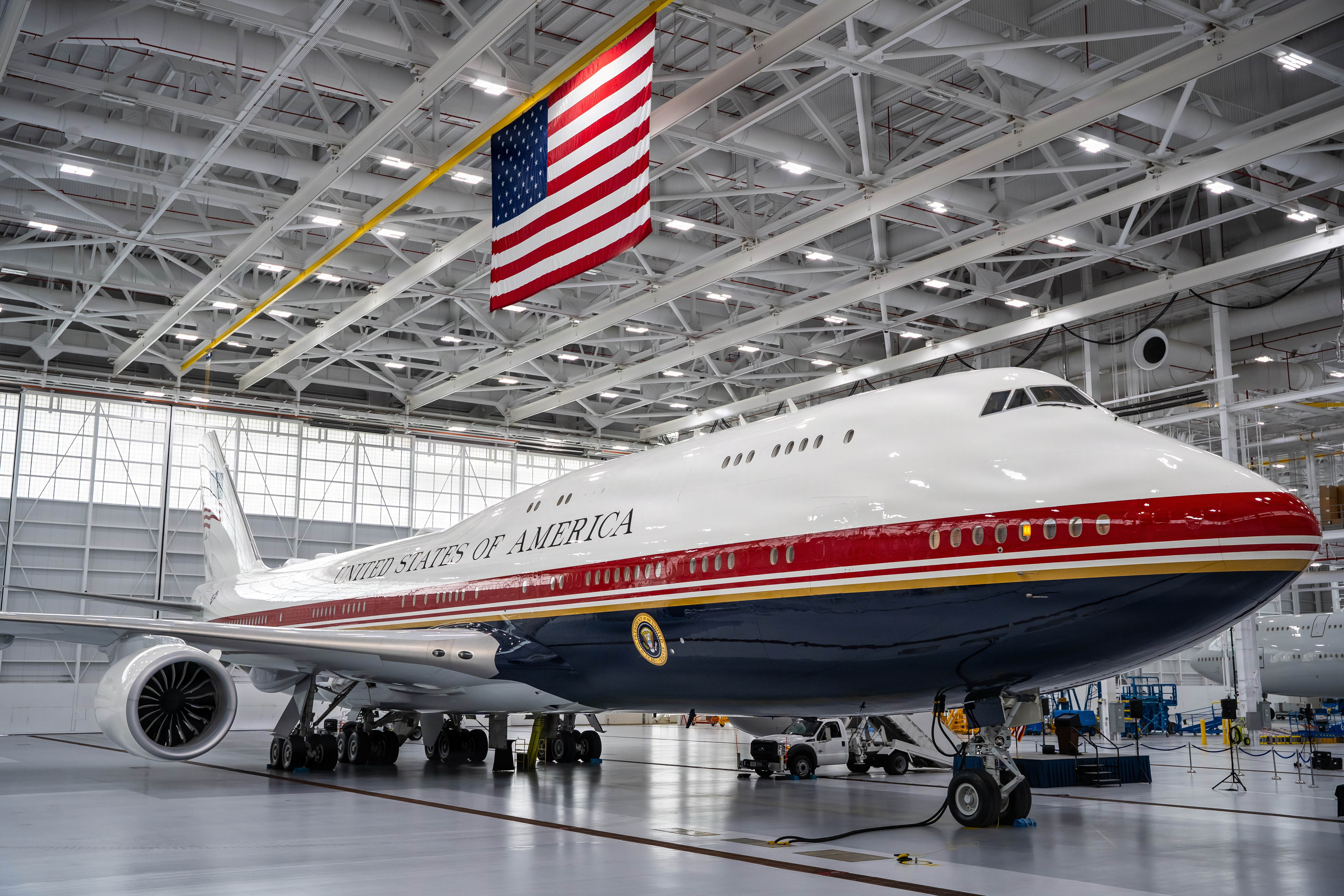 Predstavljen novi Air Force One: Katarov Boing 747 ulazi u predsedničku flotu SAD