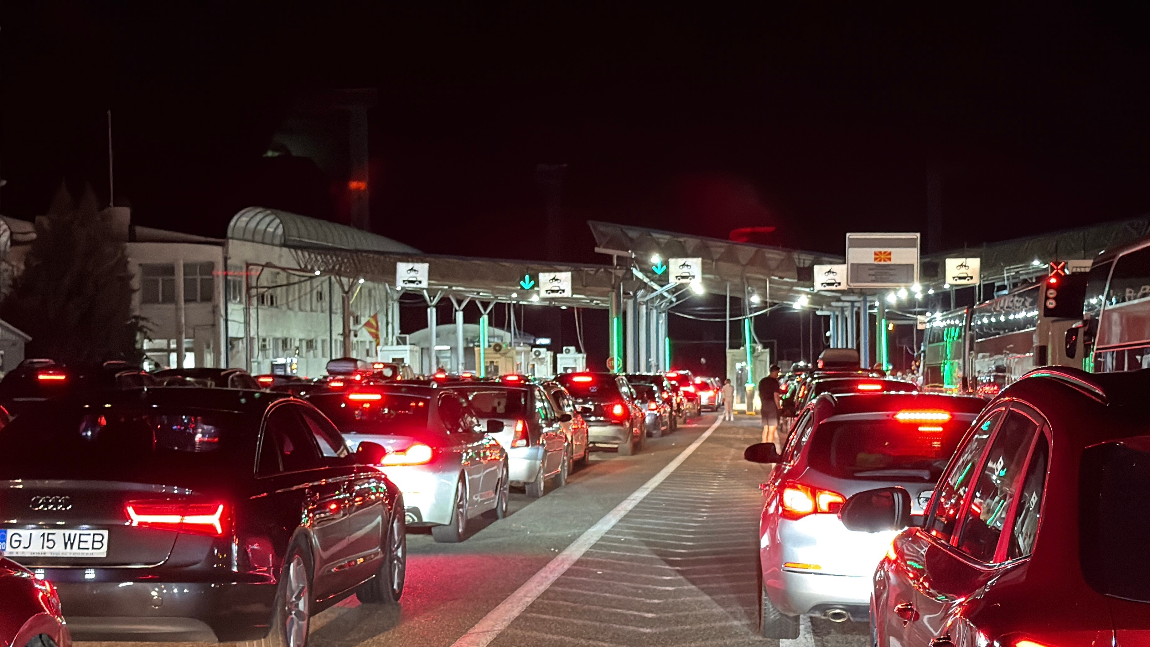 Nikolići prošli granicu za 10 minuta, stigli u Grčku rekordno brzo: Za njih nije bilo gužve, otkrili i zašto