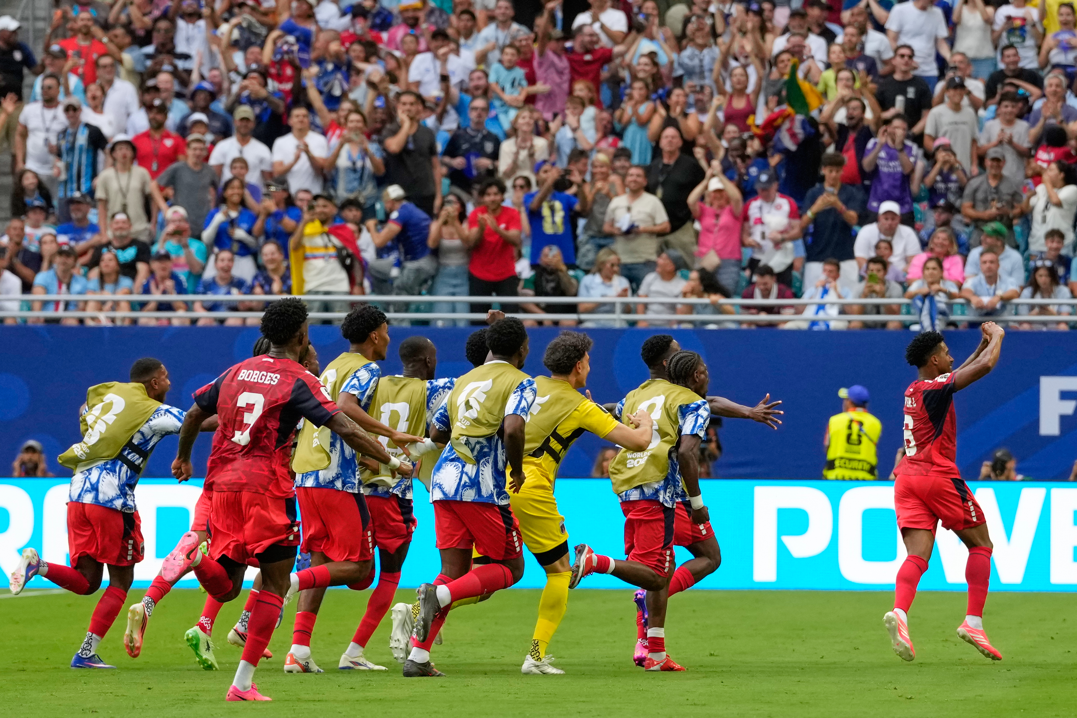 Španija i Argentina igraju finale Mundijala, ali obe velesile nisu uspele da dobiju jedan tim na ovom SP!