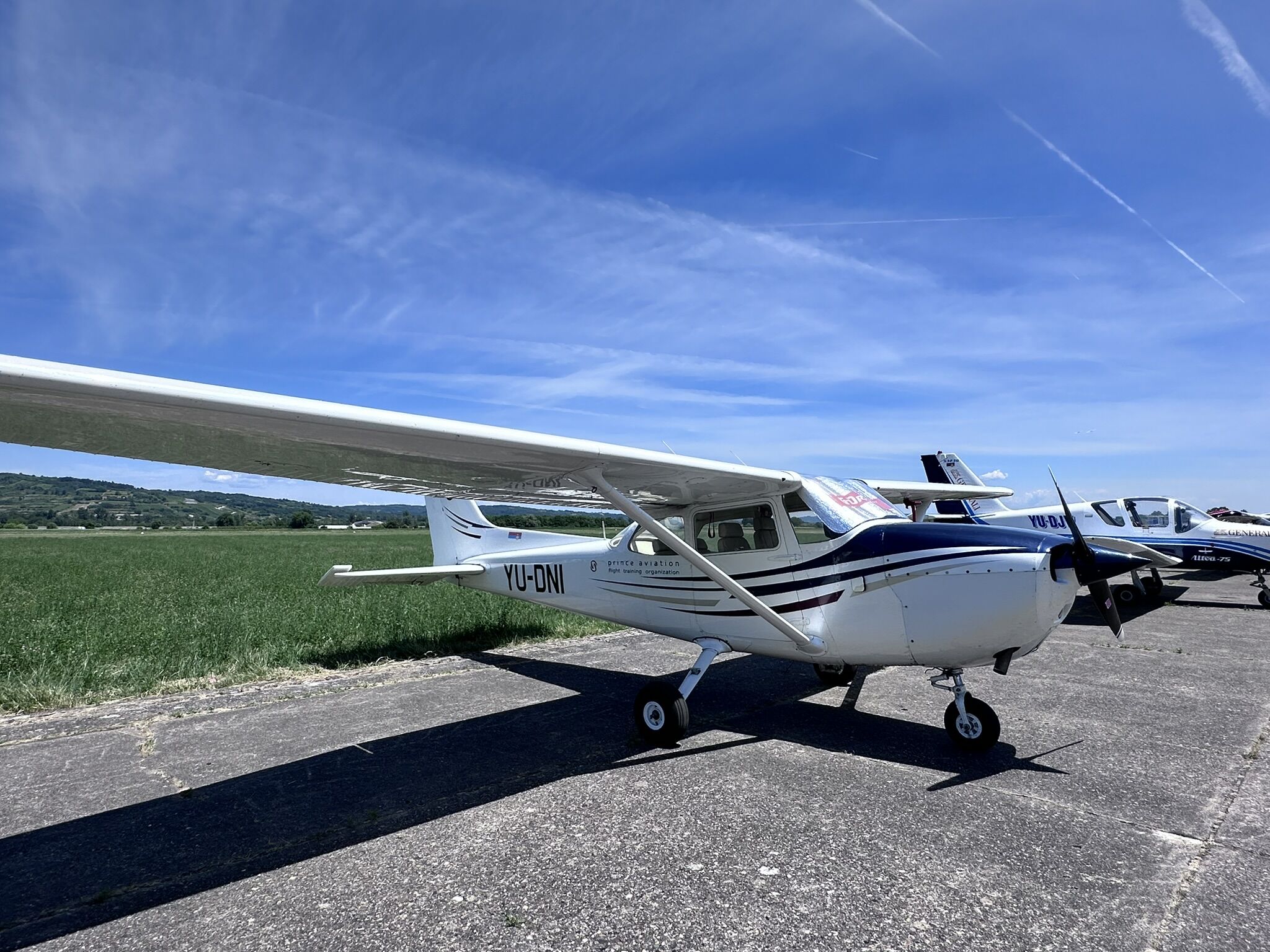 Prince Aviation na Blanik kupu u Trsteniku: Predstavljena škola letenja i program obuke pilota