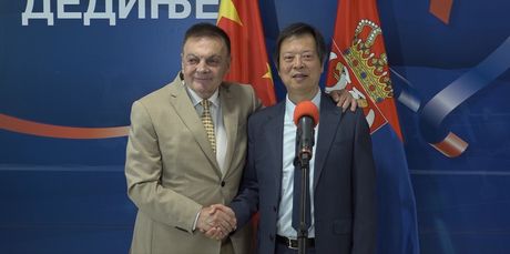 Prof. dr. Milovan Bojić i Šu Čang