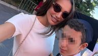 Emina Jahović i Mustafa Sandal zajedno na maturi mlađeg sina! Emotivni prizori, sve pršti od sreće: "Ponosna!"
