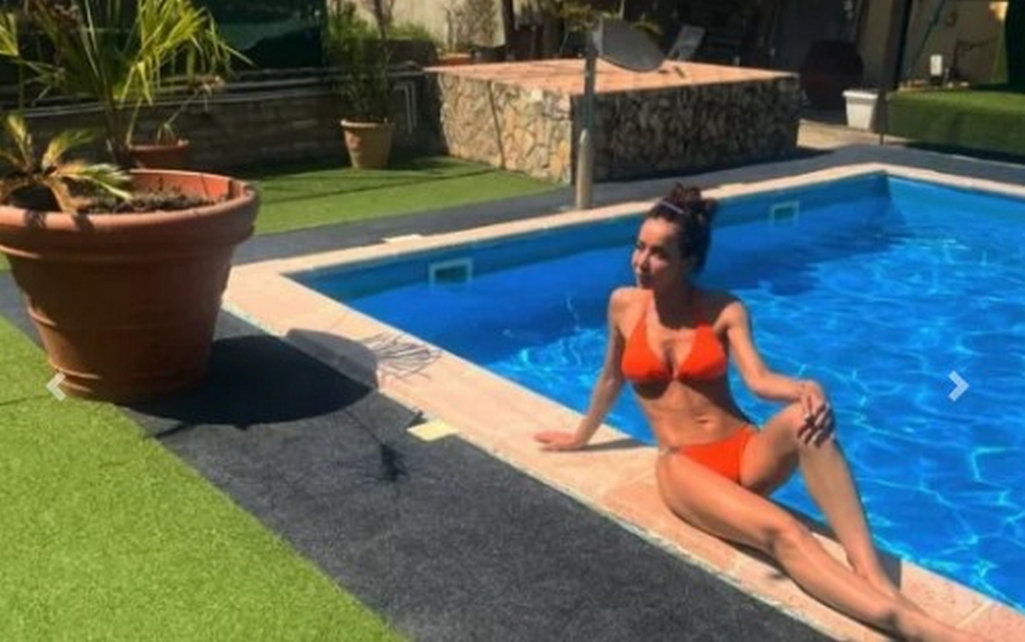 Posle razvoda prodisala: Jelena blista na pragu 5. decenije, za njenog partnera se šuška da ima burnu prošlost