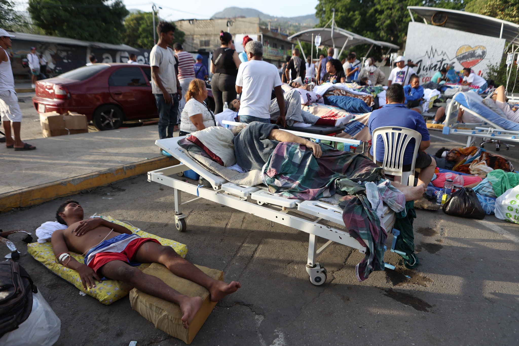 Broj poginulih u zemljotresima u Venecueli porastao na oko 235