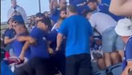 Sramota na utakmici Bosne na Svetskom prvenstvu: Navijači oteli zastavu Srbije na stadionu, pojavio se snimak