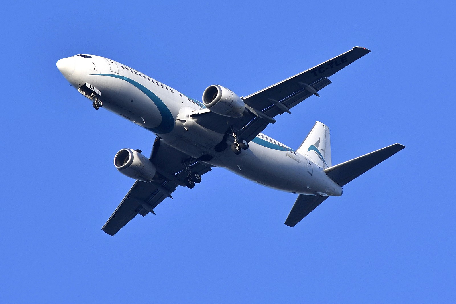 Šta do sad znamo o Boeingu 737 koji je nestao iznad mora: Piloti prijavili kvar, onda je avion nestao s radara